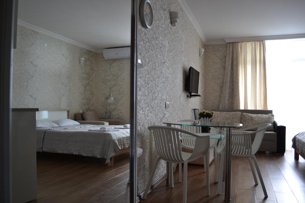 Orbi Towers Rooms Batumi Esterno foto