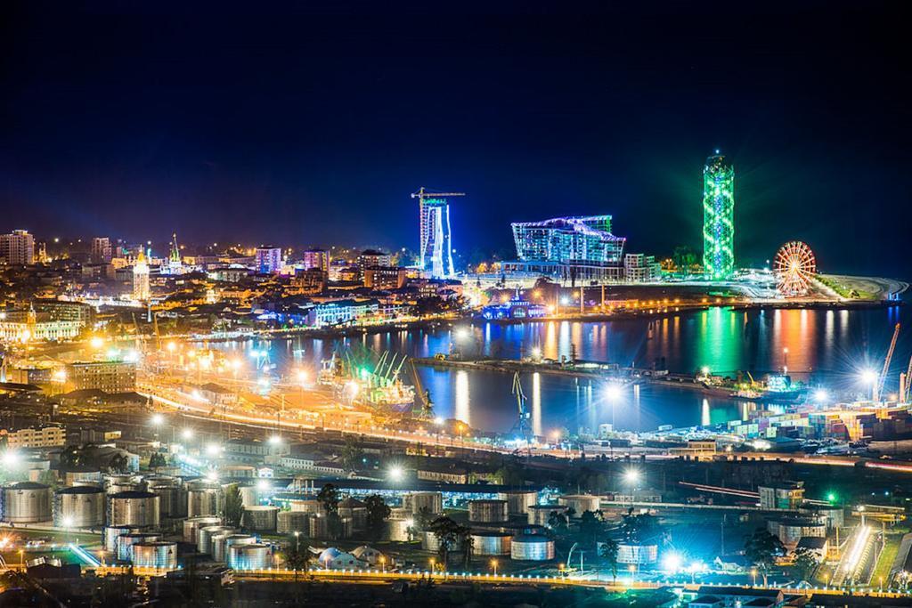 Orbi Towers Rooms Batumi Esterno foto